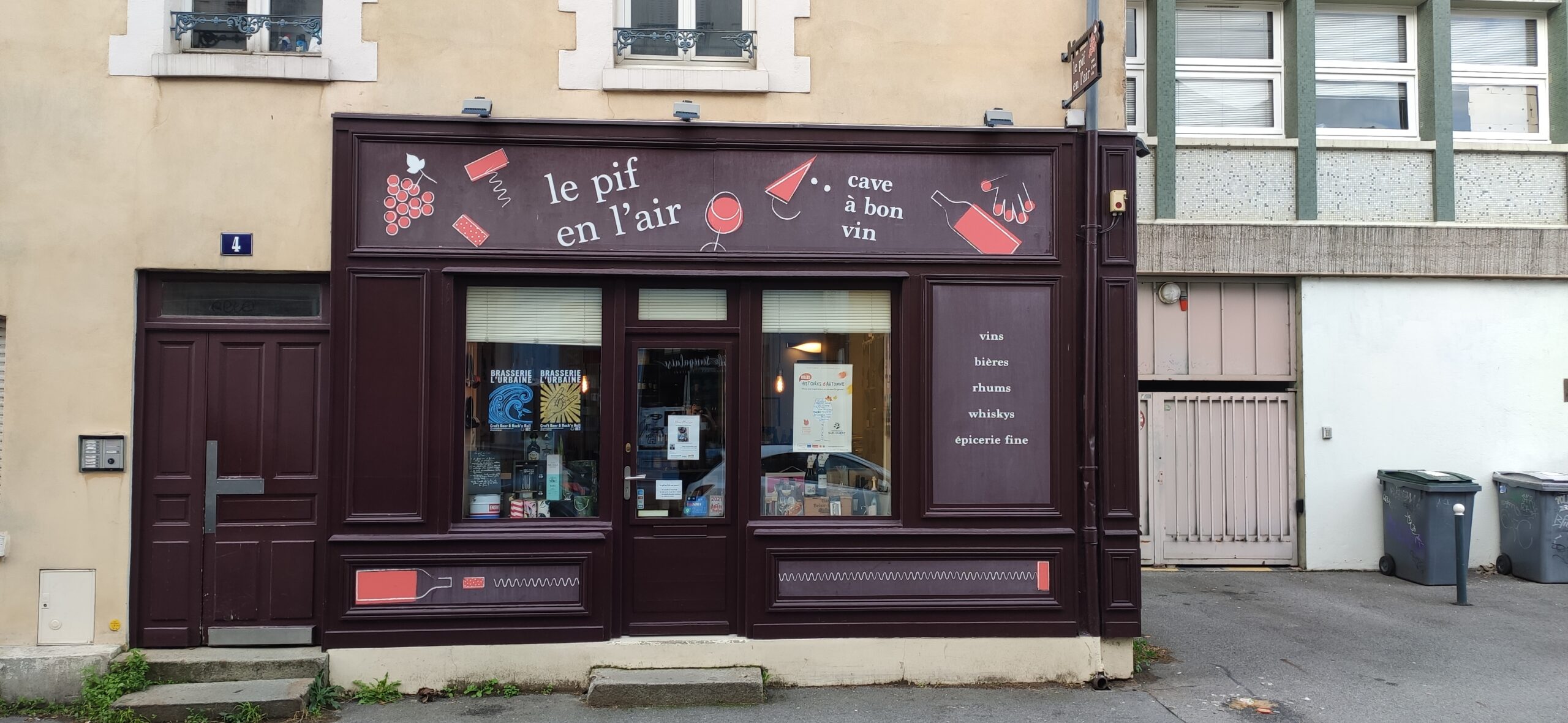 Façade - Cave à vin et spiritueux, bières - Le Pif en l'air - Caviste à Rennes