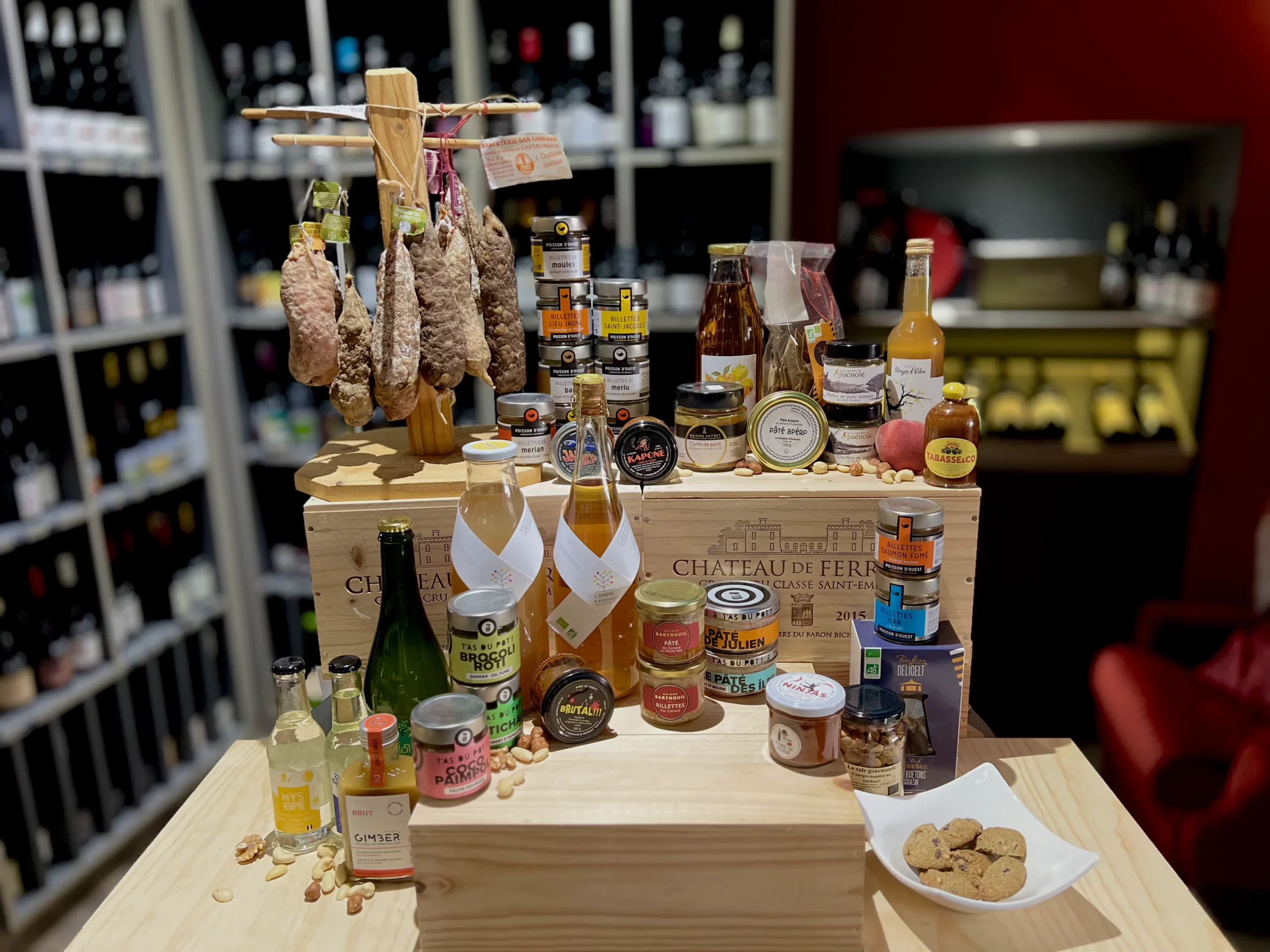 Notre Sélection épicerie fine - rillettes de la mer - pâtés - chips saucissons cave à vins centre Rennes